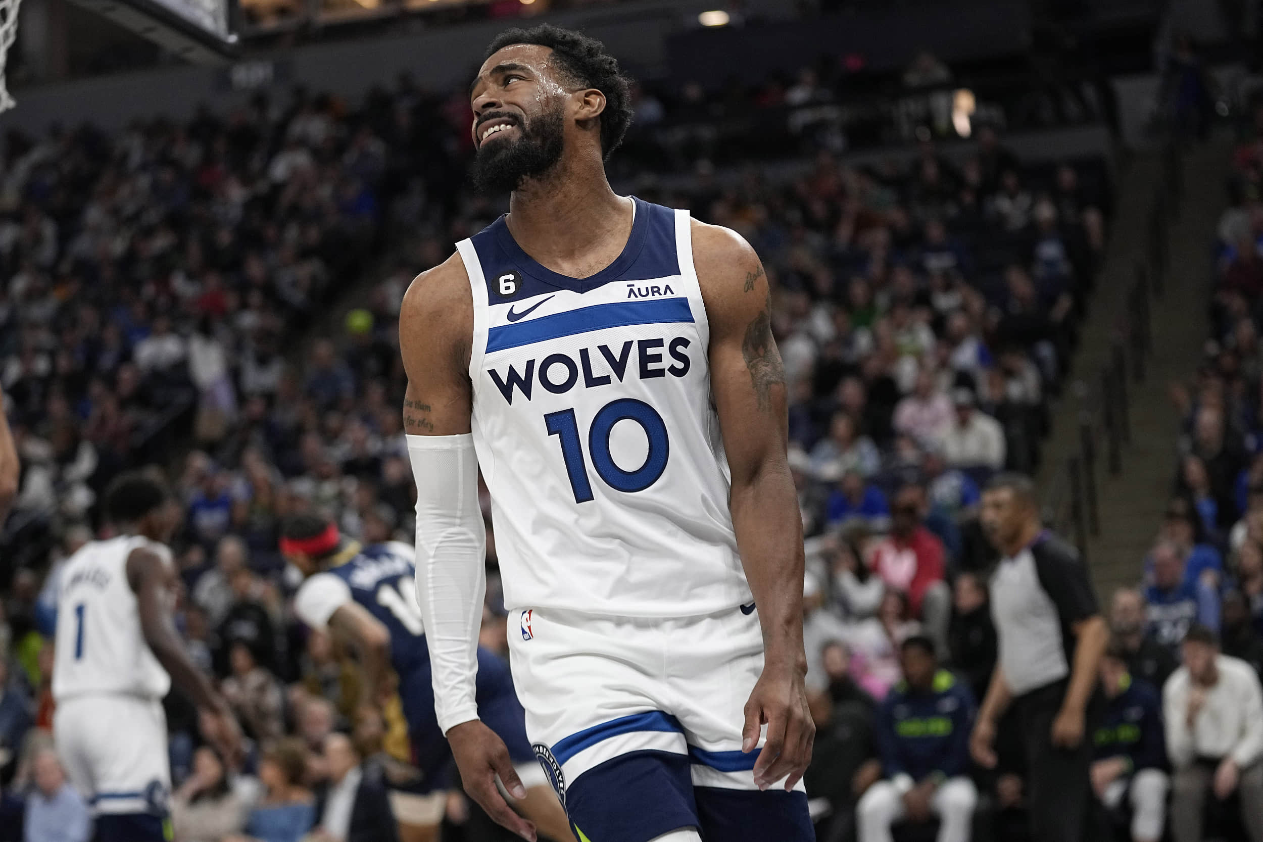 巴媒：米兰已表达对乌戈-索萨的兴趣，科林蒂安正在等待报价（巴媒：米兰有意乌戈-索萨，科林蒂安静候报价）