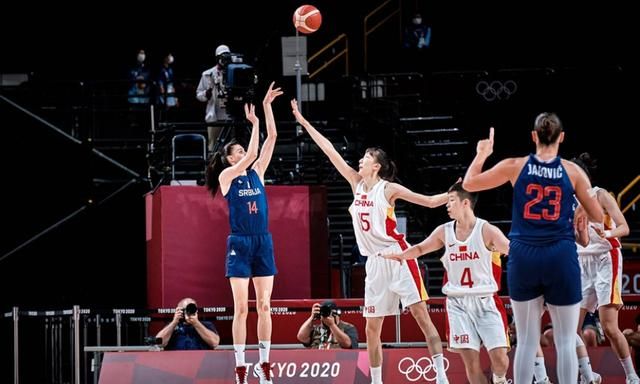 为什么高手很少乱运球（高手不乱运球的真正原因）